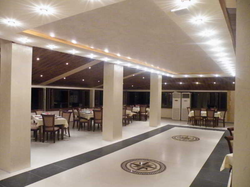 Capital Hotel Erivan Exterior foto