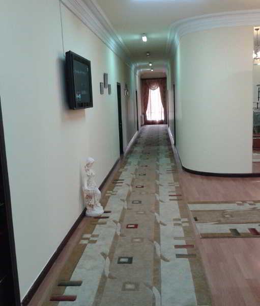 Capital Hotel Erivan Exterior foto